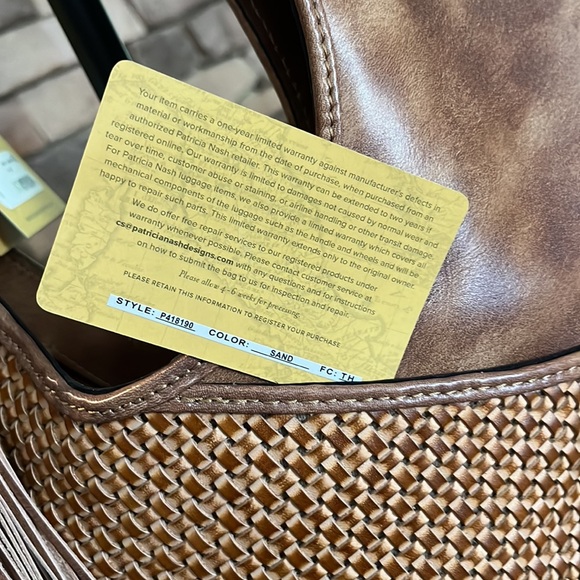 NWT Patricia Nash woven hobo bag and dust bag. Style P418190 color. Sand - Picture 5 of 6